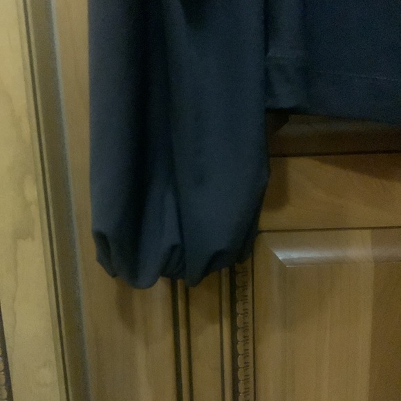 NWOT RAMY Brooks Varinda Black Blouse Size Medium - Picture 5 of 9